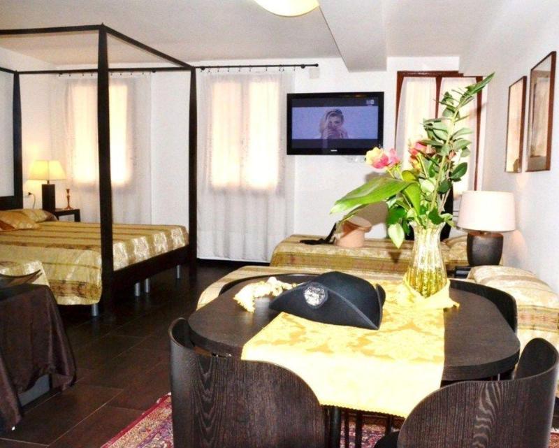 Hotel Mignon Velence Kültér fotó